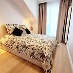 Prestige D312 Z Basenem, Sauna, Jacuzzi, Klimatyzacja I Widokiem Na Morze - 5d Appartamento *