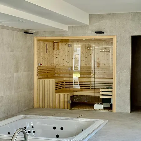 Prestige D312 Z Basenem, Sauna, Jacuzzi, Klimatyzacja I Widokiem Na Morze - 5d アパート