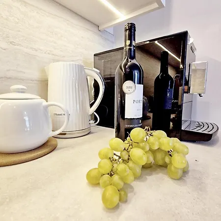 D312 Z Basenem, Sauna, Jacuzzi, Klimatyzacja I Widokiem Na Morze - 5d Apartment