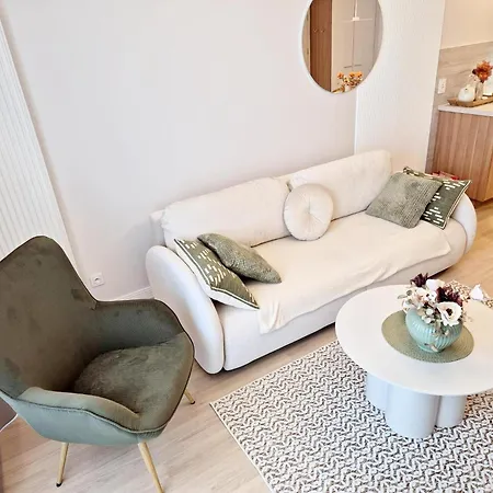 D312 Z Basenem, Sauna, Jacuzzi, Klimatyzacja I Widokiem Na Morze - 5d Apartment *