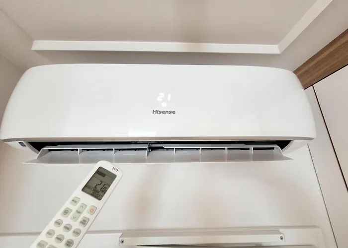 D312 Z Basenem, Sauna, Jacuzzi, Klimatyzacja I Widokiem Na Morze - 5d * Нехоже